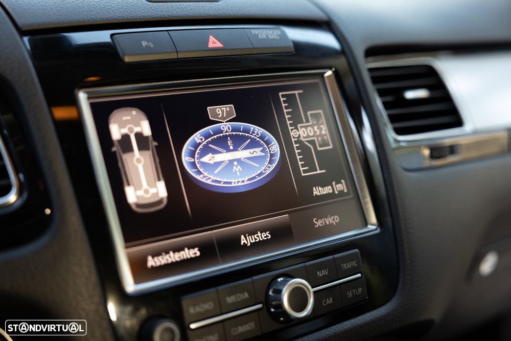 VW Touareg 3.0 TDI V6 Tiptronic - 9