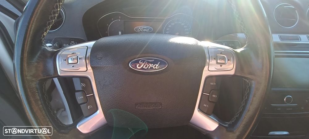 Ford S-Max 2.0 TDCi Titanium 7L Aut. - 4