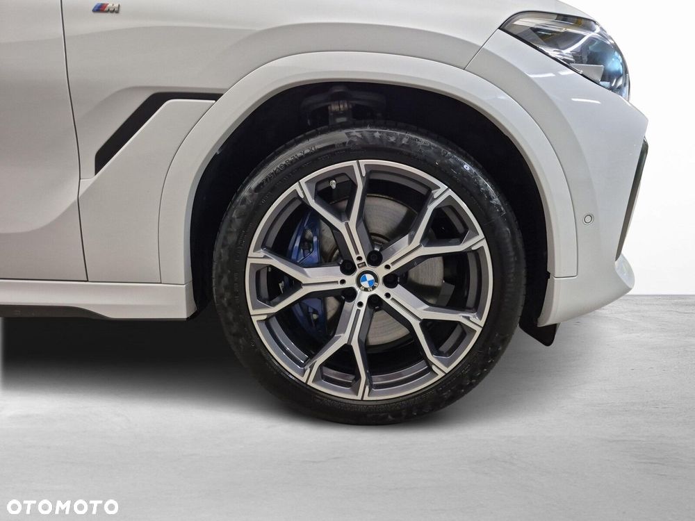 BMW X6 M50i - 10