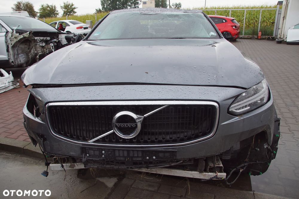 Auto na części Volvo s90 silnik 190 km 2.0 T5 D4204T14 OSMIUM GREY skrzynia TG-81SC siedzenia Sedili Comfort Pelle Moritz ANTRACITE (RA00) moduł sterownik deska konsola poduszka airbag poduszki licznik wyświetlacz moduł sterownik zwrotnica amortyzator lampa grill - 2
