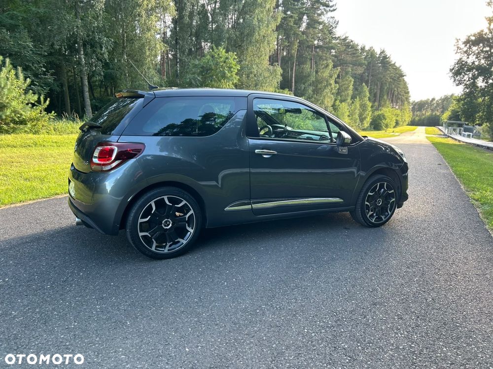 Citroën DS3 PureTech 82 Chic - 2