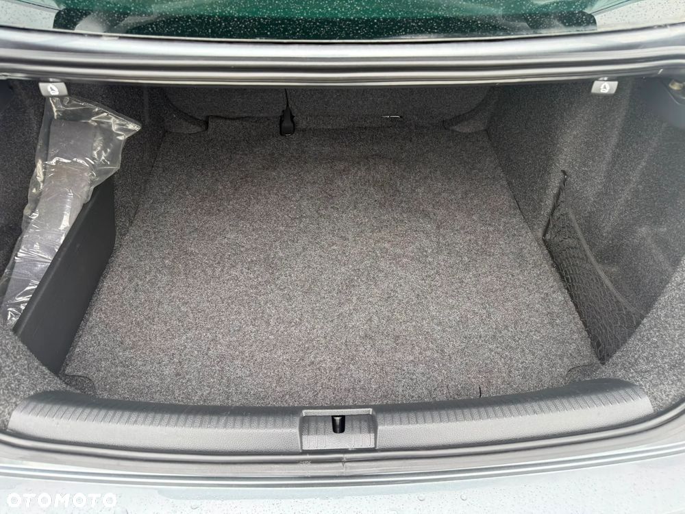Volkswagen Jetta 1.4 TSI BMT Highline - 24