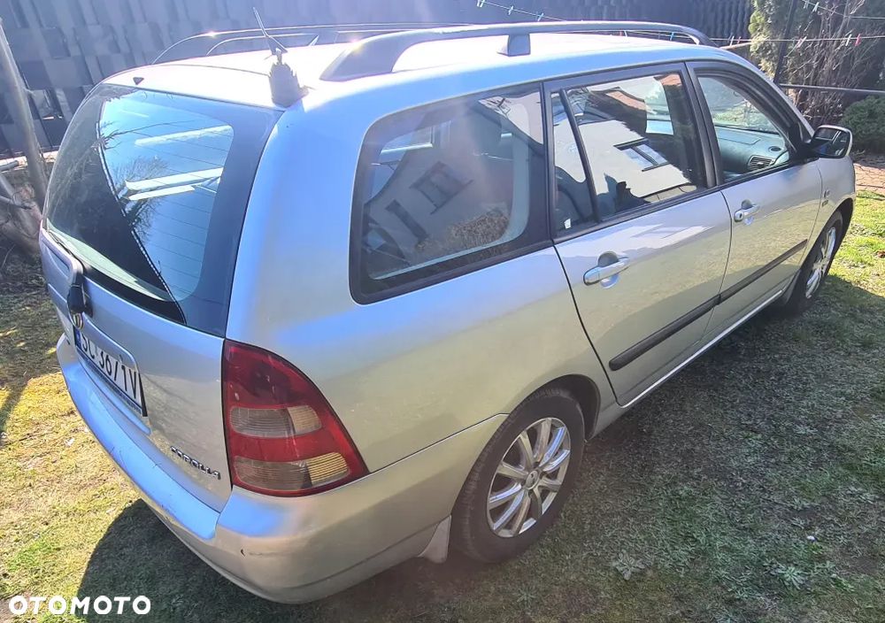 Toyota Corolla - 6