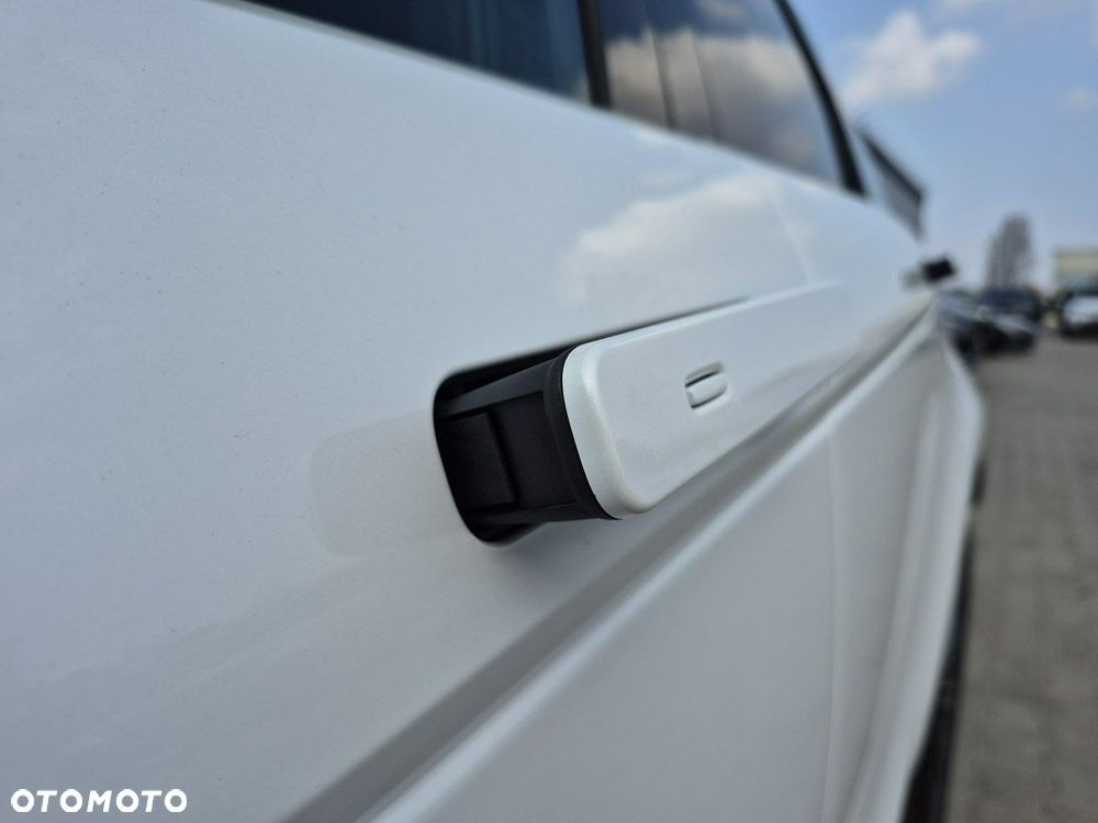 Land Rover Range Rover Evoque - 25