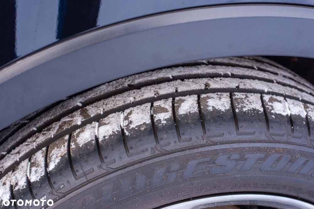 Volkswagen Tiguan - 10