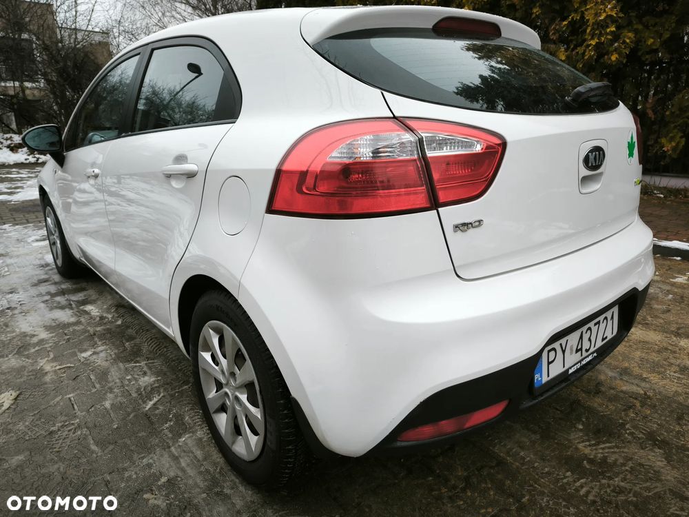 Kia Rio 1.1 CRDI Attract - 4