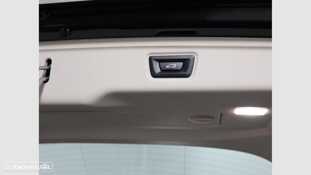 BMW 318 d Touring Advantage - 6