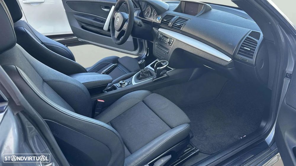 BMW 123 d Limited Edition Lifestyle c/ M Sport Pack - 15