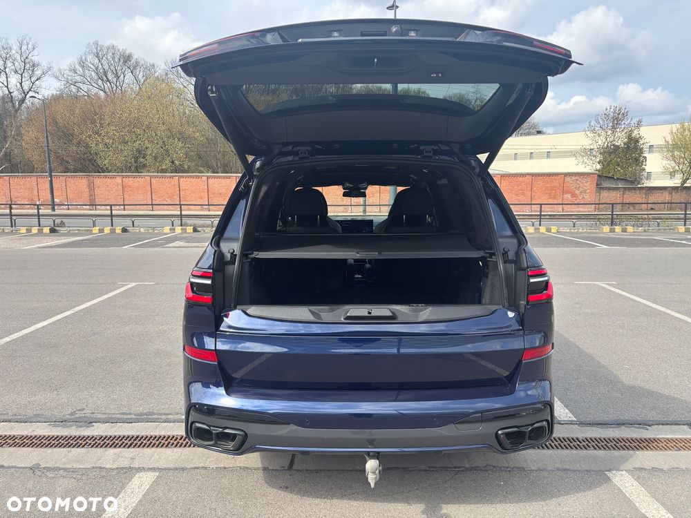 BMW X7 - 6