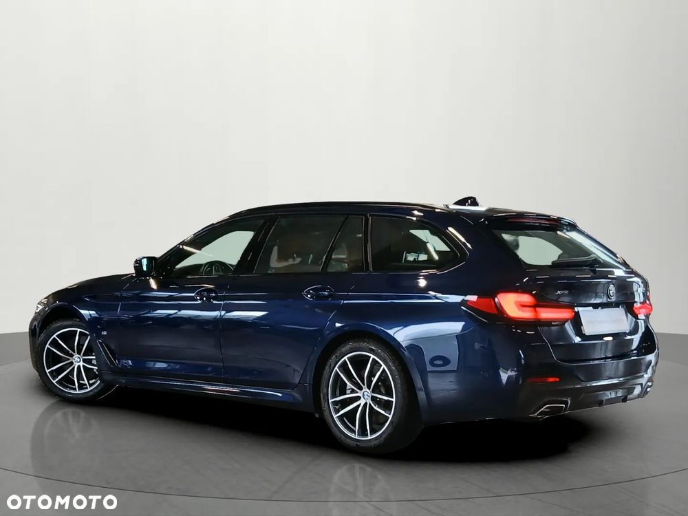 BMW Seria 5 530i xDrive mHEV M Sport sport - 6