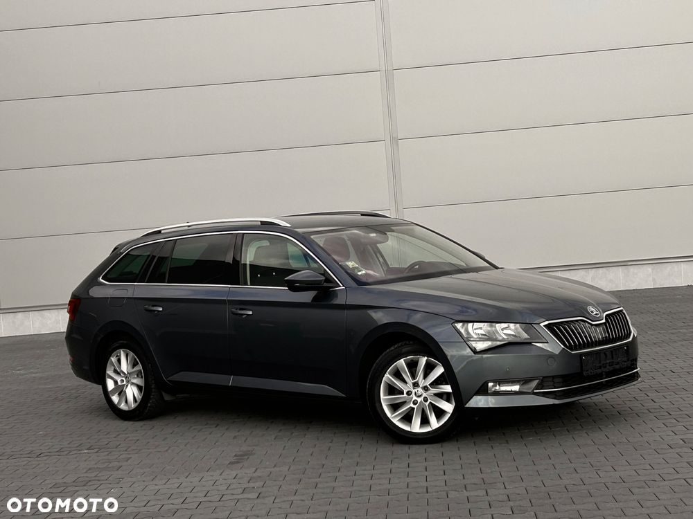 Skoda Superb 2.0 TDI DSG Premium Edition - 9