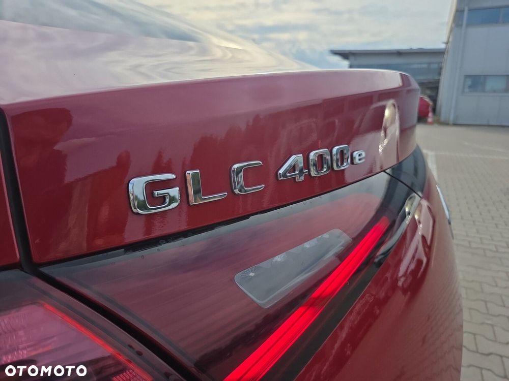 Mercedes-Benz GLC - 24