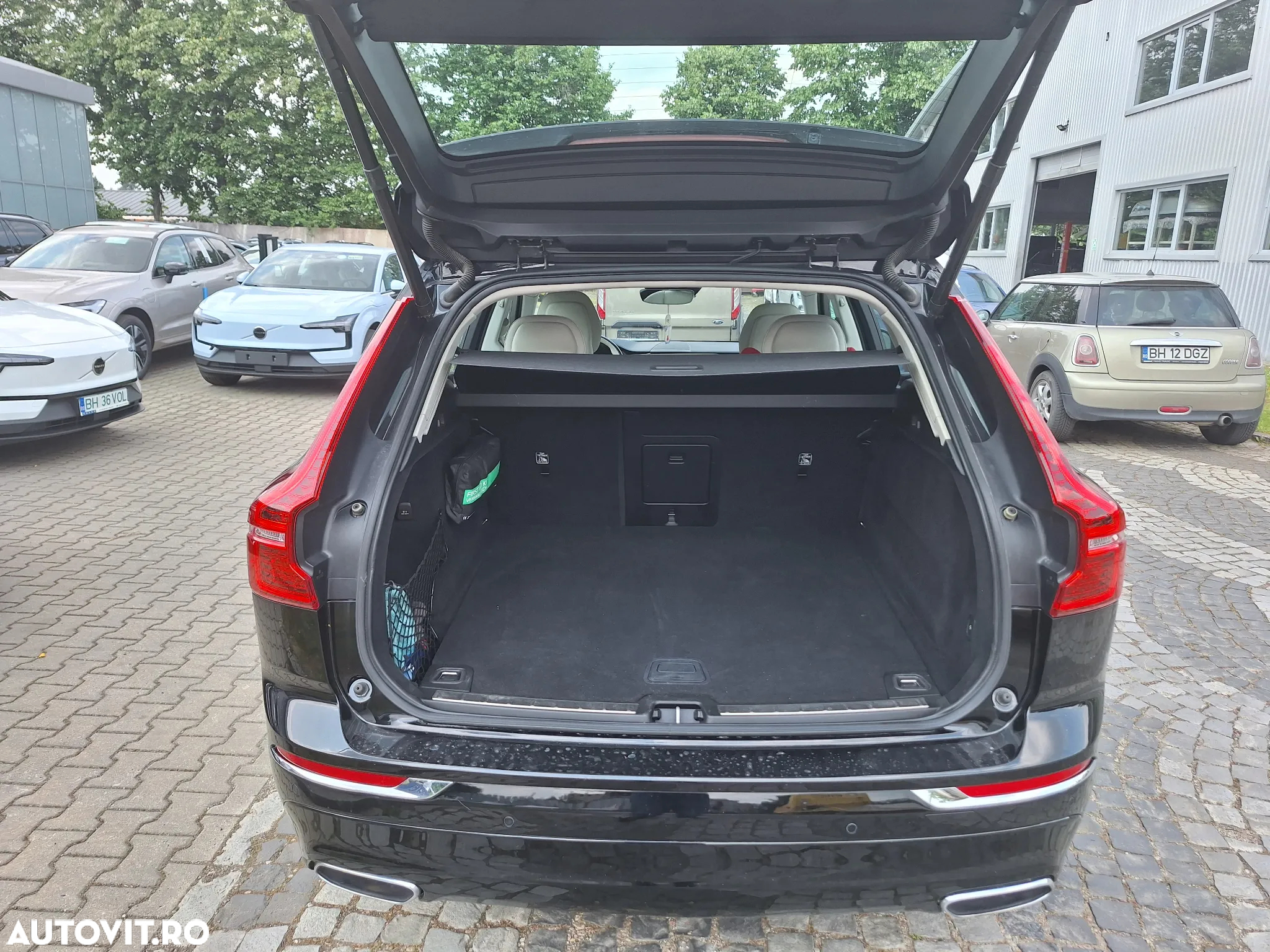 Volvo XC 60 D5 AWD Inscription - 31