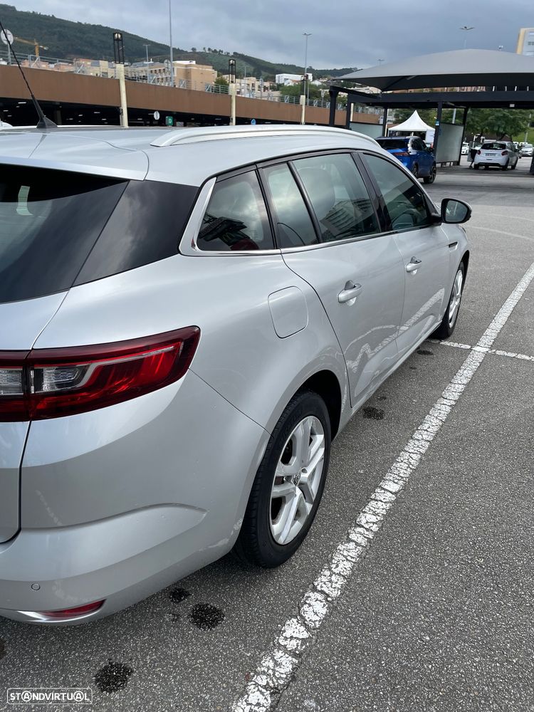 Renault Mégane Sport Tourer 1.5 Blue dCi Zen - 2