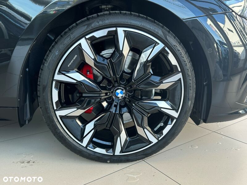 BMW Seria 5 520d xDrive mHEV M Sport - 14