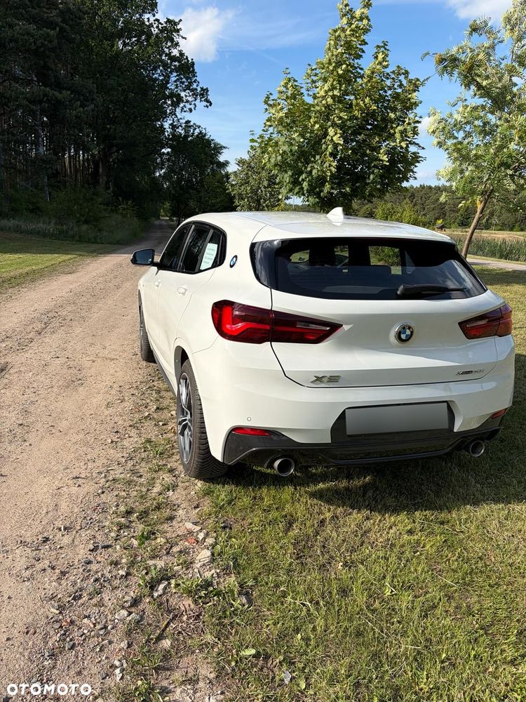 BMW X2 xDrive20i Advantage Plus - 10