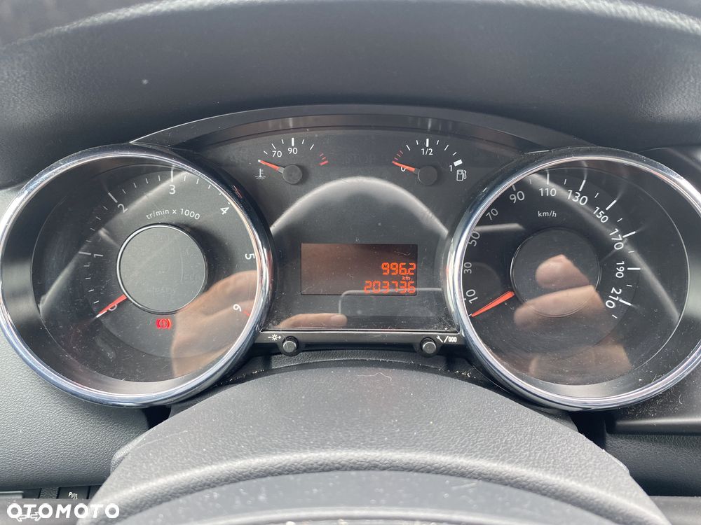 Peugeot 3008 HDi FAP 110 Family - 15