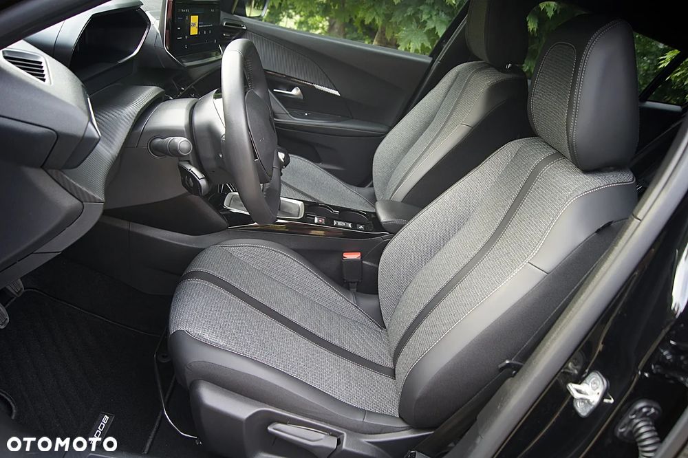 Peugeot 2008 PureTech 100 Stop&Start Allure Pack - 17