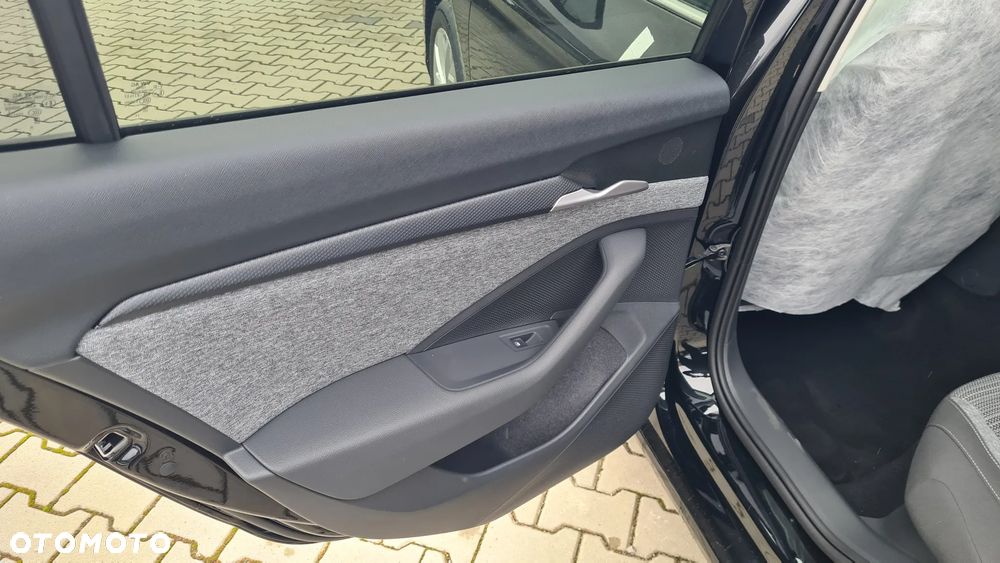 Skoda Superb 2.0 TSI Drive DSG - 12