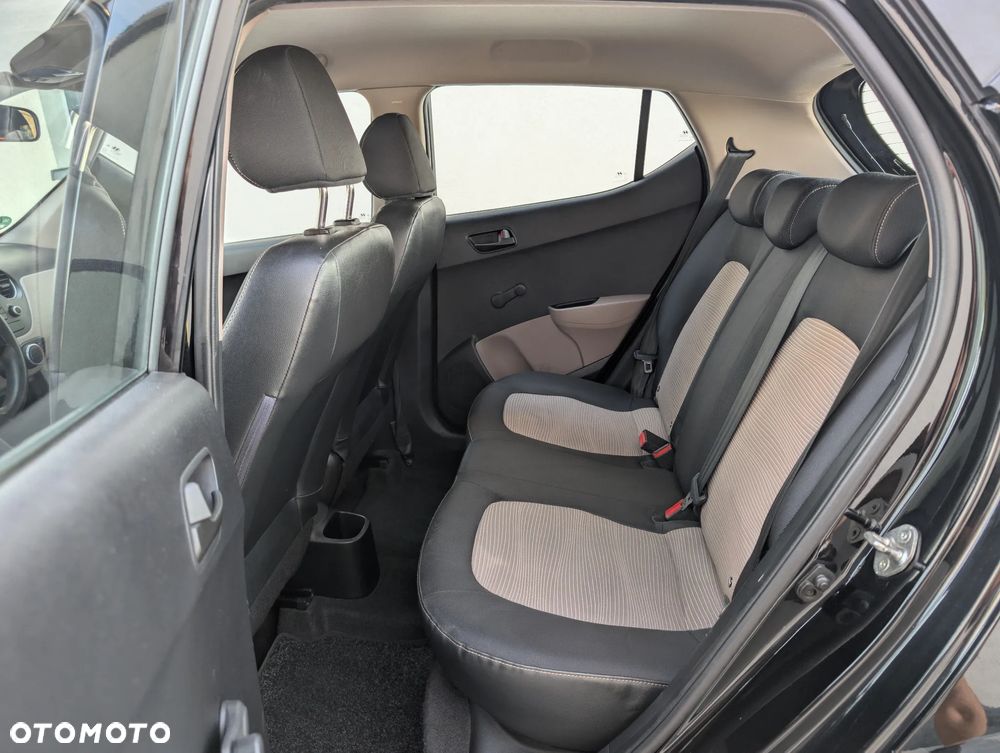 Hyundai i10 1.0 Premium - 17