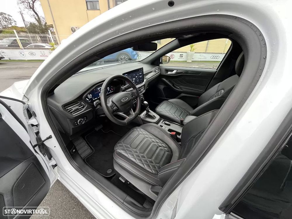 Ford Focus 1.0 EcoBoost MHEV ST-Line X Aut. - 27