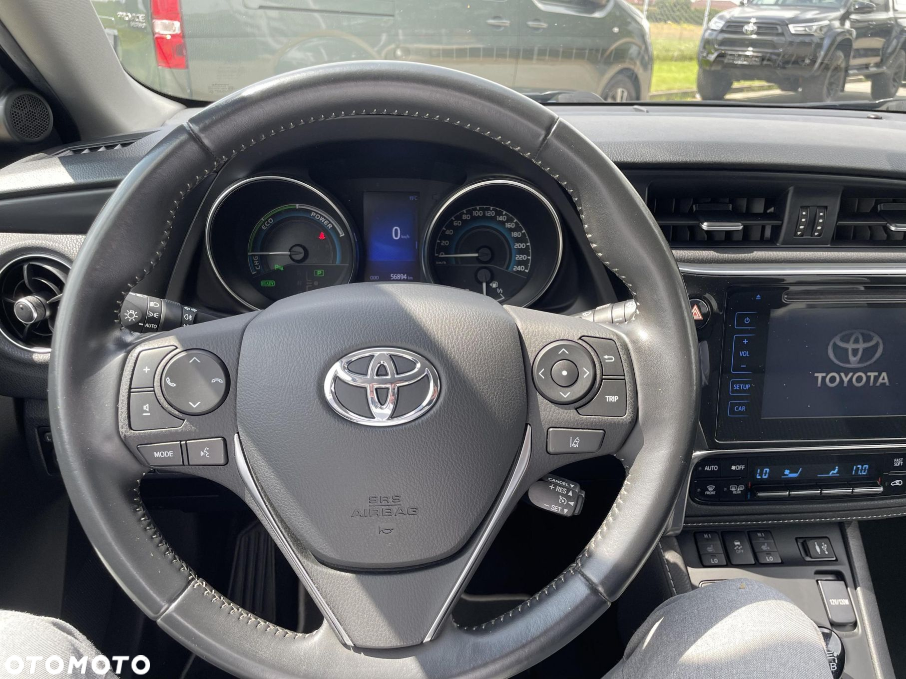 Toyota Auris - 16
