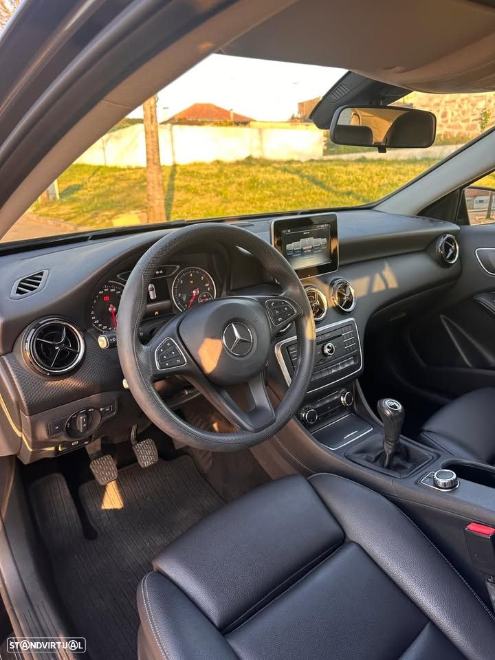 Mercedes-Benz A 180 d - 6