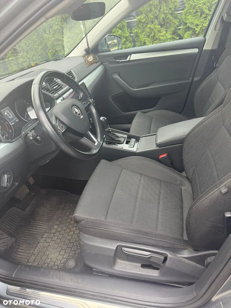 Skoda Superb 2.0 TDI Style DSG - 7