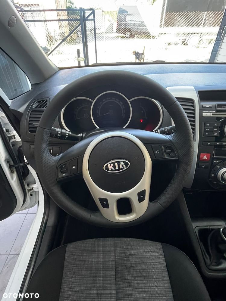 Kia Venga 1.4 CVVT Titanium Collection - 23