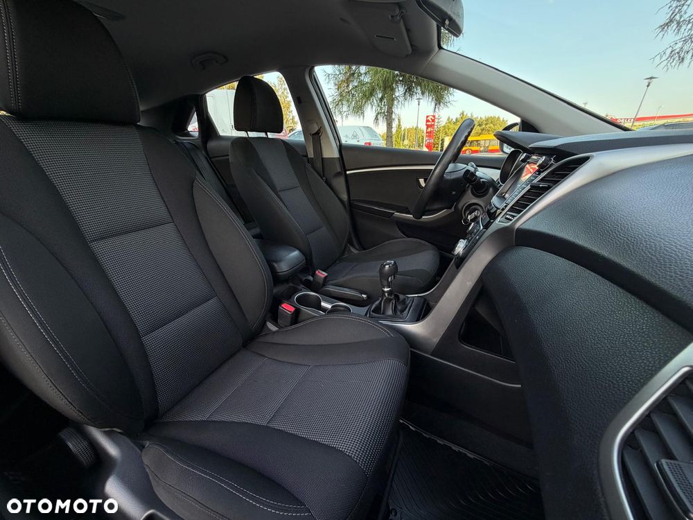 Hyundai i30 1.4 Trend - 40