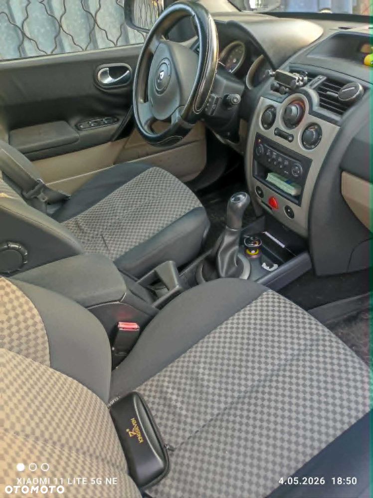 Renault Megane - 5