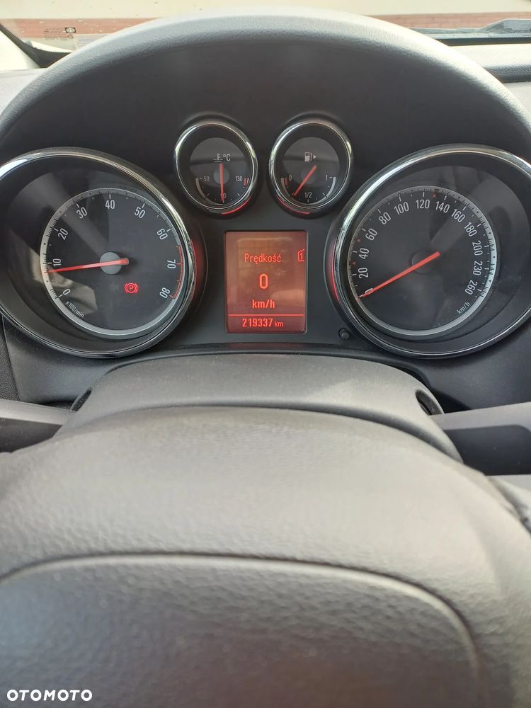 Opel Astra 1.4 T Sport - 13