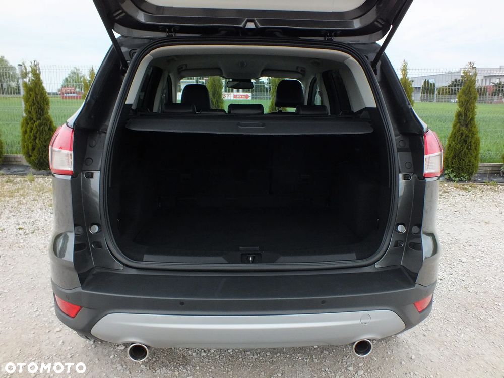 Ford Kuga 2.0 TDCi FWD Titanium - 16