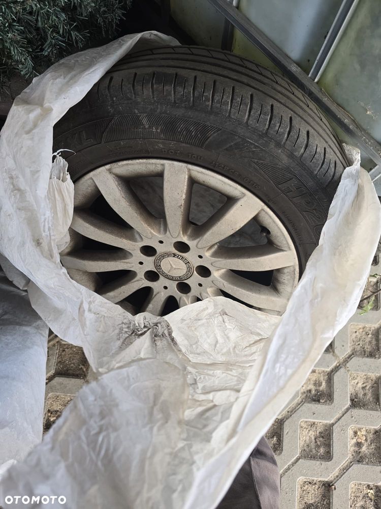 Mercedes-Benz Klasa E - 14