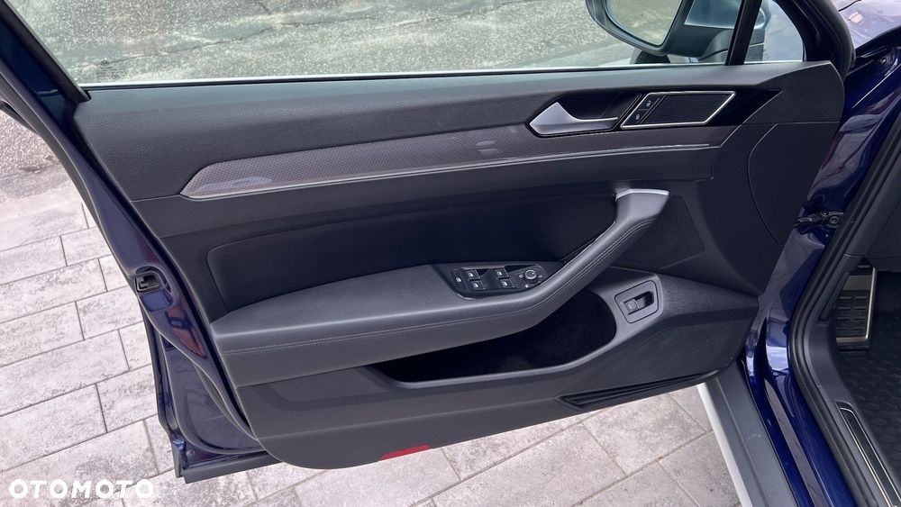 Volkswagen Passat Alltrack 2.0 TDI SCR 4Mot DSG - 19