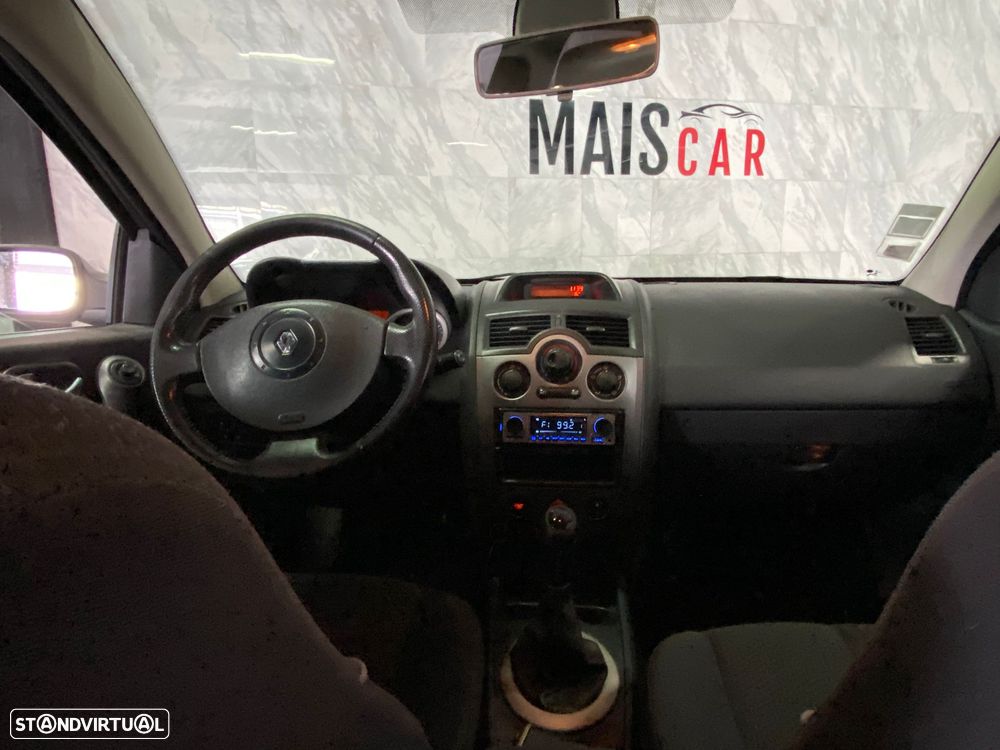 Renault Mégane Break 1.5 dCi C Authentique - 11
