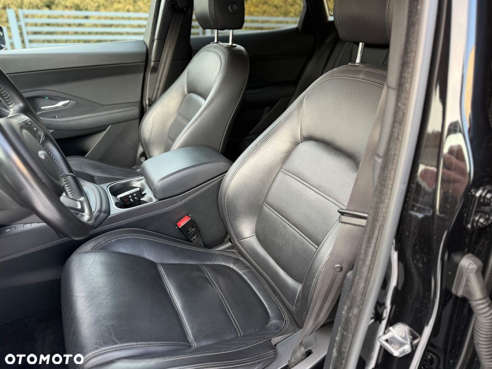 Jaguar E-Pace P200 AWD R-Dynamic S - 17