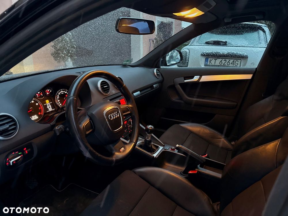 Audi A3 Sportback 1.8 TFSI S line Sportpaket (plus) - 16