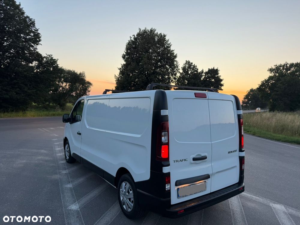 Renault Trafic - 11