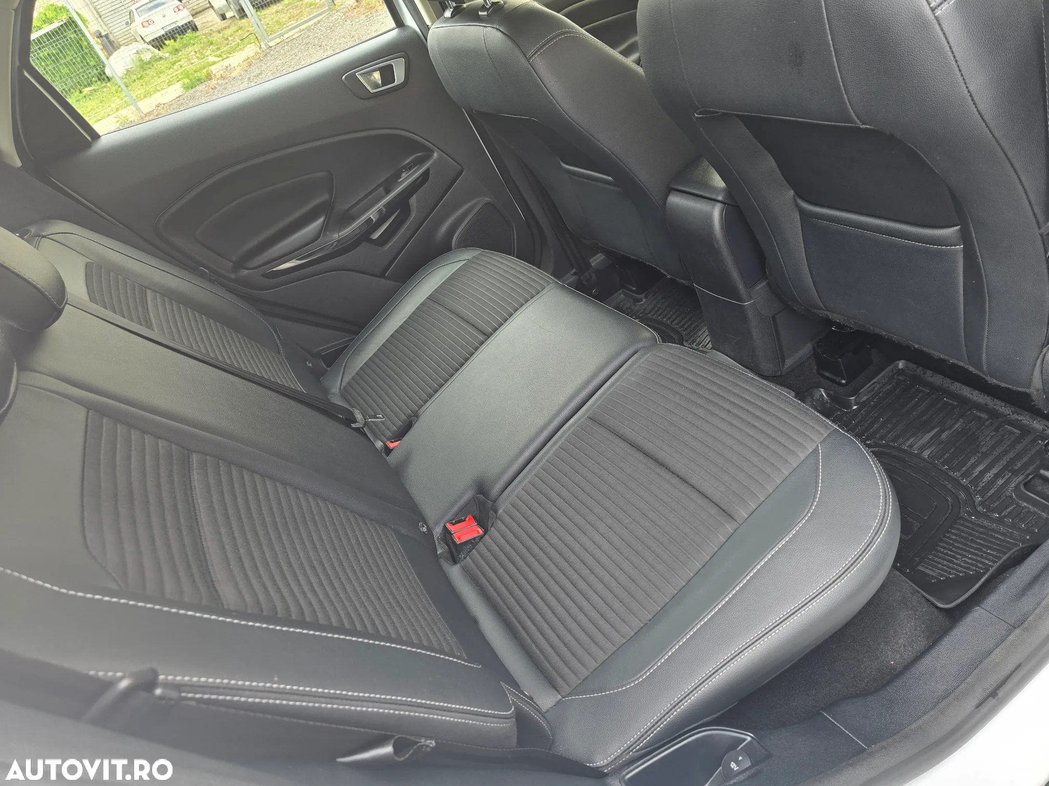 Ford EcoSport 1.5 EcoBlue Titanium - 10