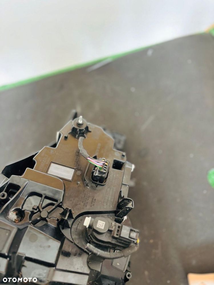 LAMPA LEWA REFLERTOR LEWY RENAULT CLIO V 5 FULL LED DEMONTAŻ KRÓTKI LED - 12