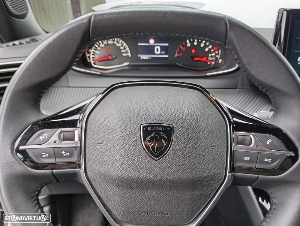 Peugeot 2008 1.2 PureTech Style - 6