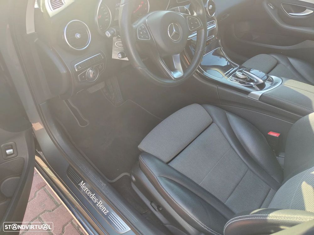 Mercedes-Benz C 350 - 13
