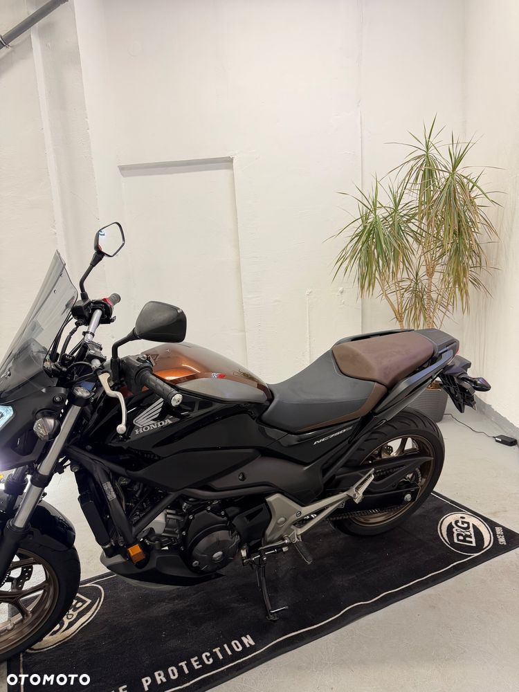 Honda NC - 6