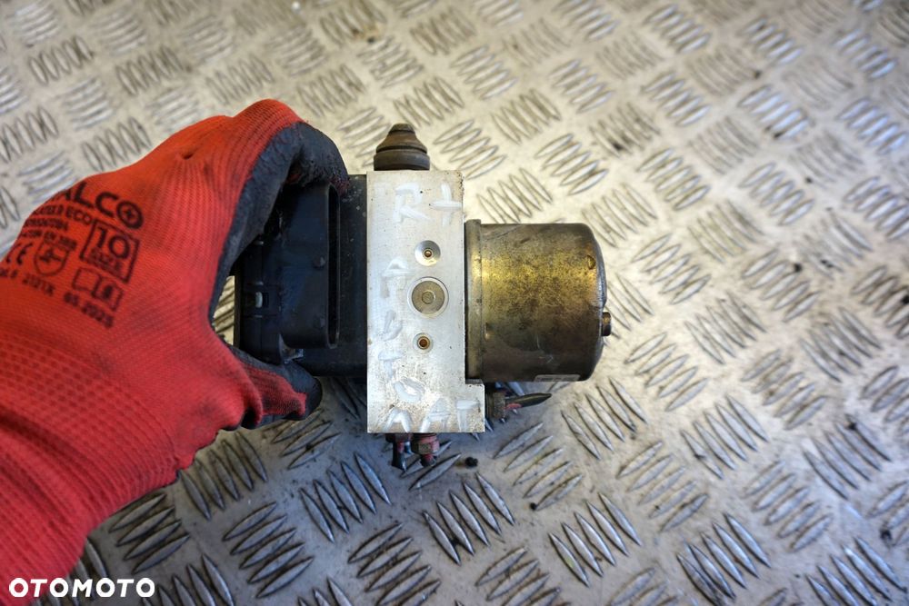 POMPA HAMULCOWA ABS WAGON R 1.3 16V 56100-83E10 SUZUKI - 4