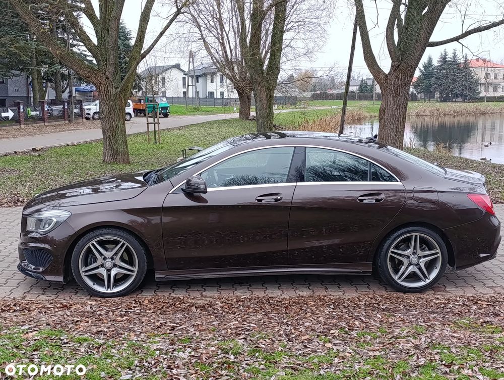 Mercedes-Benz CLA 250 7G-DCT AMG Line - 4