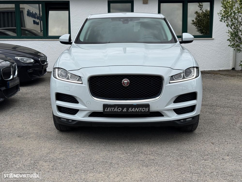 Jaguar F-Pace 2.0 i4D Pure - 40