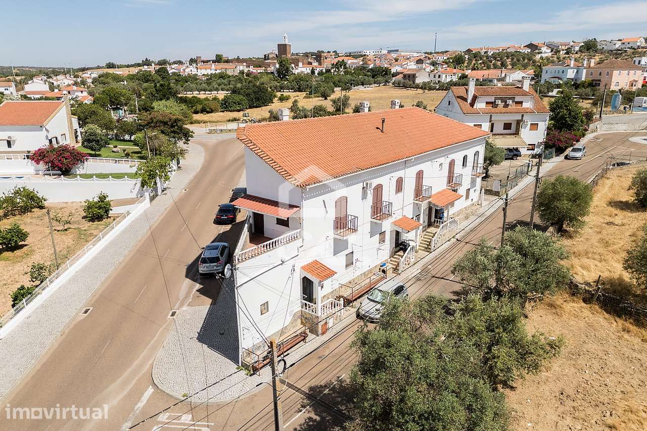 Moradia Bifamiliar de 1º Andar c/ Garagem e Aproveitamento de Sótão | - Grande imagem: 5/39