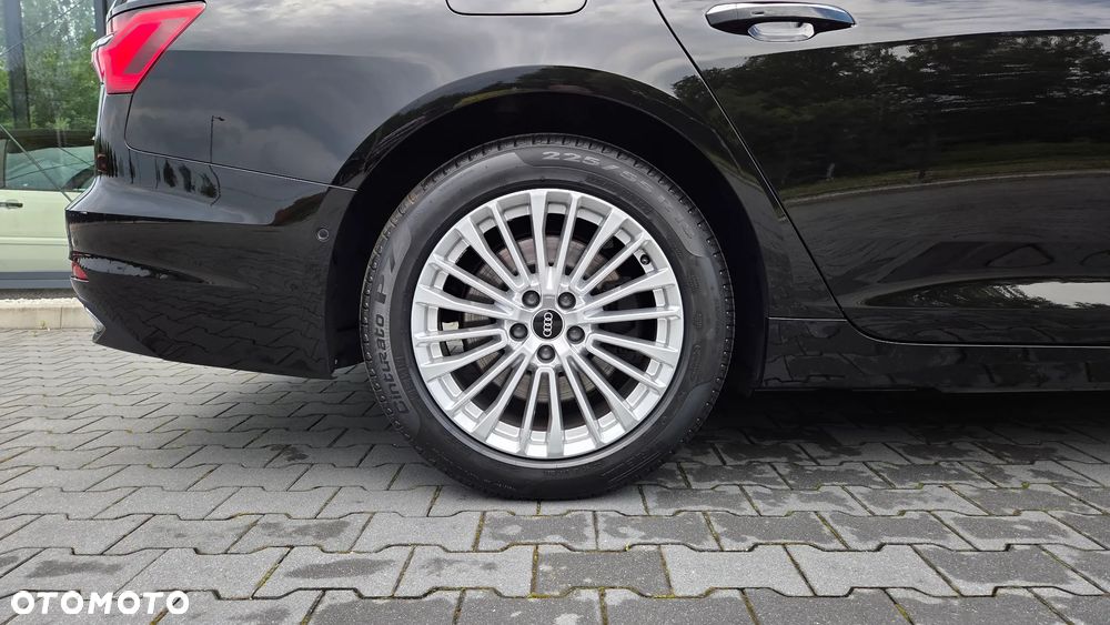 Audi A6 Avant 45 TFSI quattro S tronic S line - 36