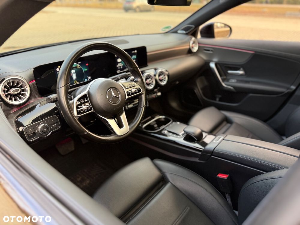 Mercedes-Benz CLA 220 d AMG Line 8G-DCT - 15